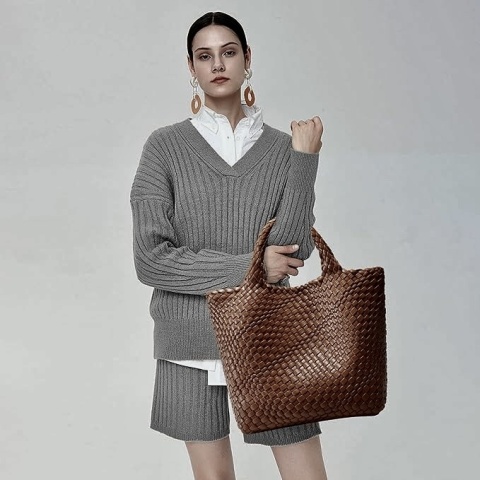 REISERESA TOREBKA PLECIONA ZE SKÓRY WEGAŃSKIEJ Z SASZETKĄ PORZĄDNA