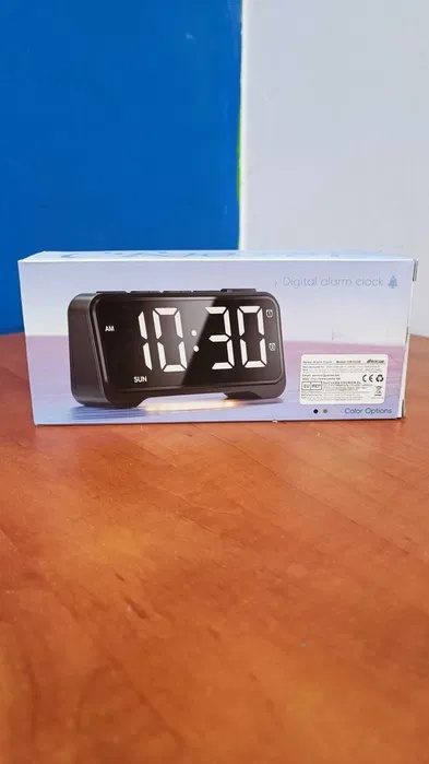 Budzik Cyfrowy LED MCSQUUL CR1028E Duże Cyfry USB-C