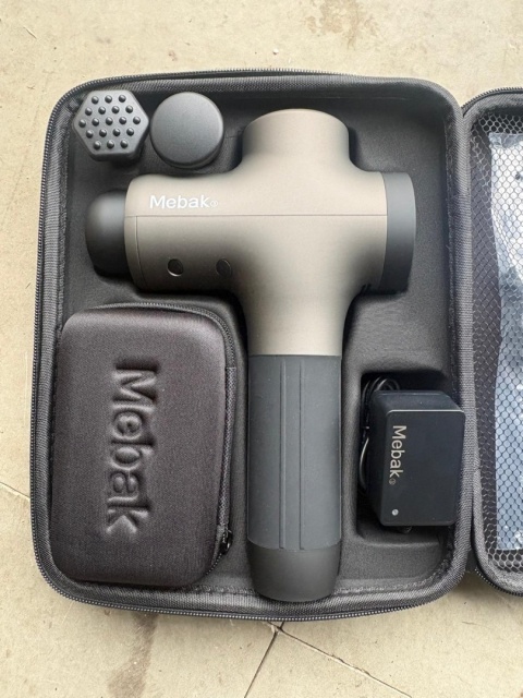 ELEKTRYCZNY PISTOLET DO MASAŻU CIAŁA MEBAK 3 ULGA CICHY 7 GŁOWIC 5 PRĘDKOŚC