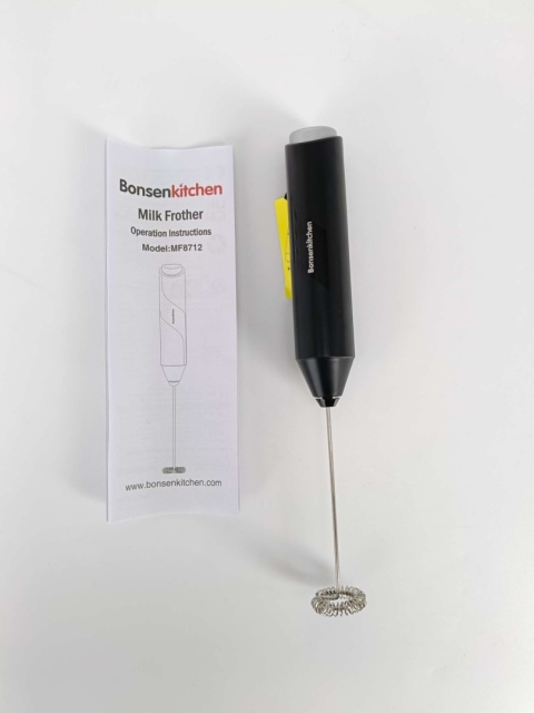 SPIENIACZ DO MLEKA KAWY RĘCZNY MINI MIKSER BONSENKITCHEN MF8712 CZARNY